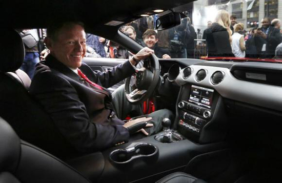 Ford chuẩn bị ra tối hậu thư cho Alan Mulally?