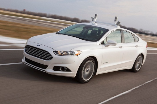 Ford chạy thử xe Mondeo tự lái 