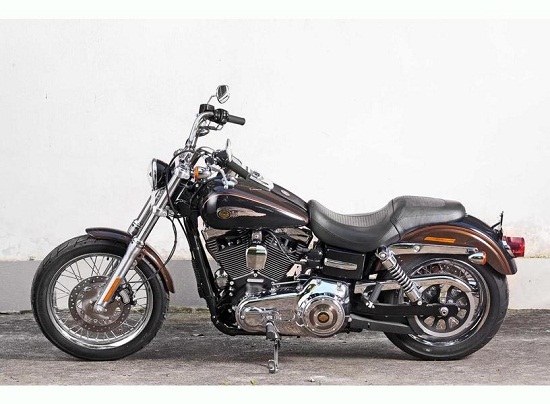 Giáo hoàng cũng sở hữu Harley-Davidson