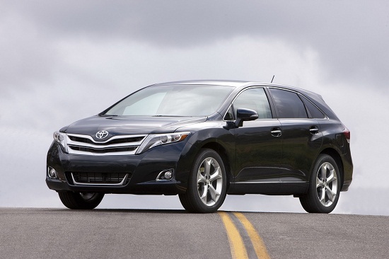 Toyota Venza 2013 mới đắt hơn không đáng kể