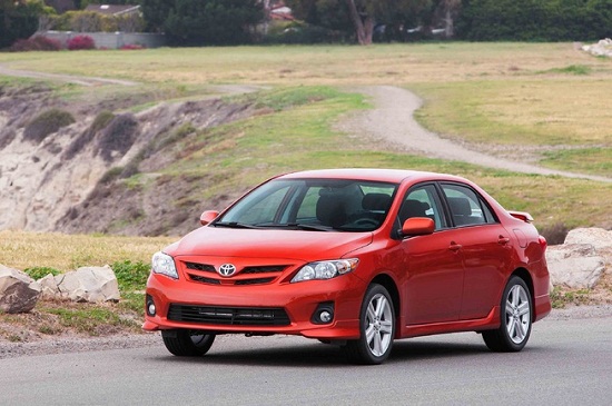 Toyota bán nốt 2 phiên bản Corolla trước khi chuyển sang thế hệ mới