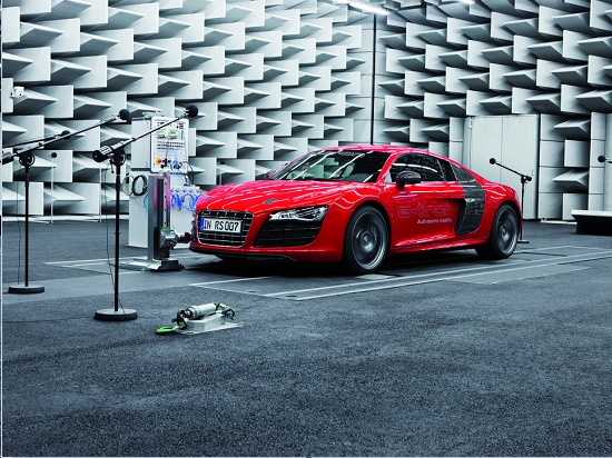 Lắng nghe ‘chất giọng’ xe Audi R8 chạy điện