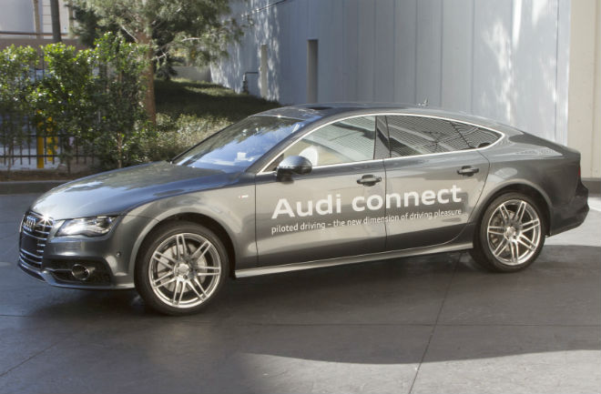 Audi A8 sẽ là mẫu xe đầu tiên tự lái hoàn toàn
