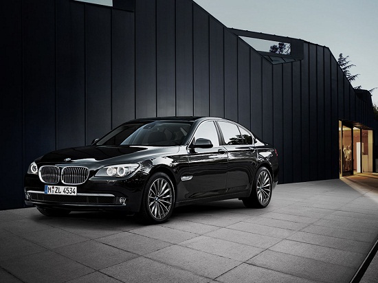 BMW lên kế hoạch 9-Series, Mercedes muốn làm xe SUV siêu sang