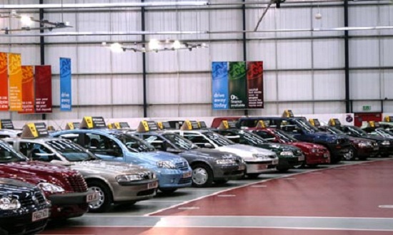 Lượng tiêu thụ ôtô tháng 11 tại Mỹ tăng kỷ lục