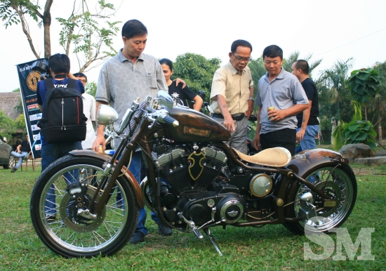 Ngắm chiếc Harley-Davidson độ kiểu Bobber đầu tiên tại Việt Nam