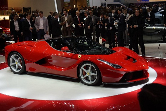 Xuất hiện nhiều siêu xe phá kỷ lục giá đắt tại Geneva 2013