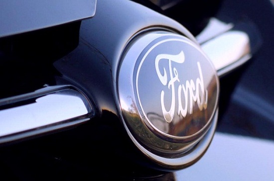 Ford có thể phải thu hồi gần 500.000 xe vì lỗi tăng tốc đột ngột