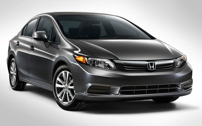 Honda thu hồi 50.000 Civic tại Mỹ vì lỗi trục láp