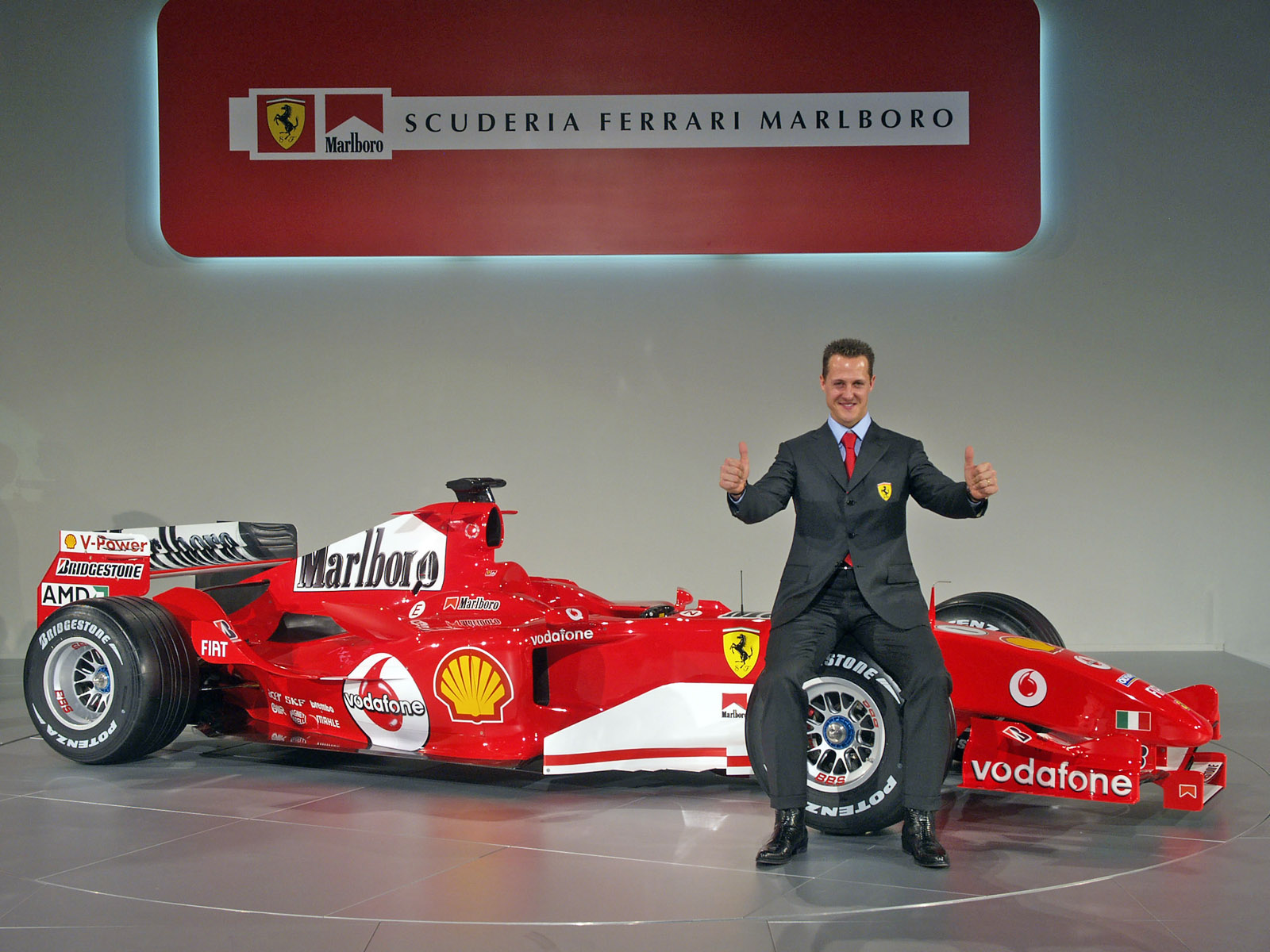 Michael Schumacher là vận động viên giàu thứ nhì thế giới