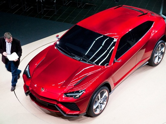SUV của Lamborghini chính thức ra mắt
