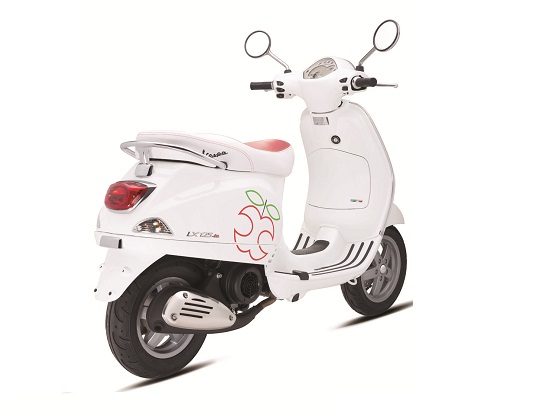 Ra mắt phiên bản Vespa LX ‘táo’