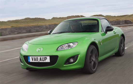 Mazda MX-5 được đánh giá cao ở Anh nhưng khó ở Việt Nam