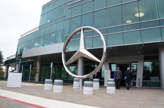 Khám phá trung tâm nghiên cứu và phát triển mới của Mercedes-Benz