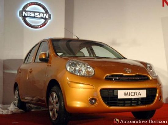 Nissan thu hồi 841.000 xe vì tay lái lỏng lẻo