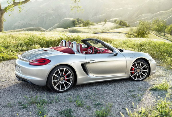 Bất chấp khó khăn ở Châu Âu, Porsche vẫn bán tốt