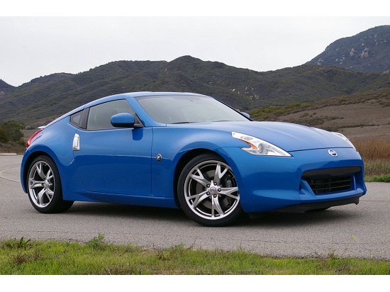 Nissan muốn học Toyota làm xe thể thao cỡ nhỏ