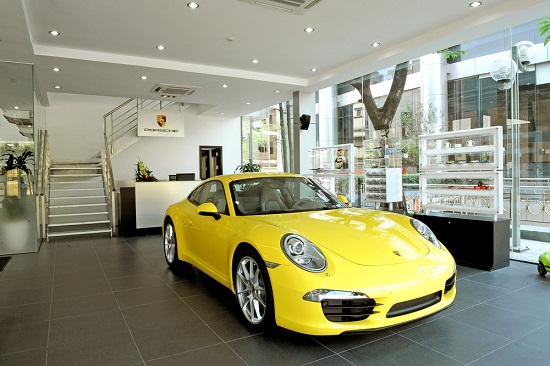 Khai trương Trung tâm dịch vụ Porsche tại Hà Nội