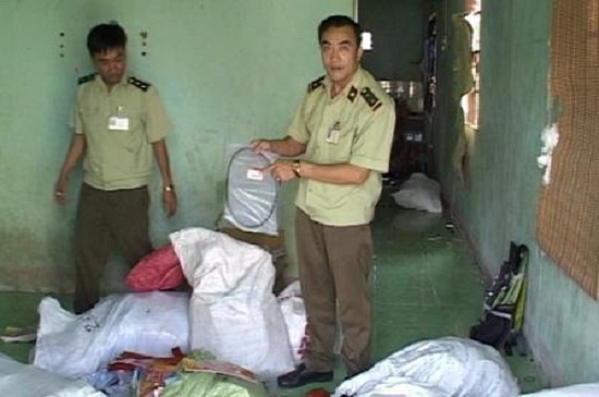 Phát hiện cơ sở sản xuất phụ tùng xe máy giả tại Đồng Nai