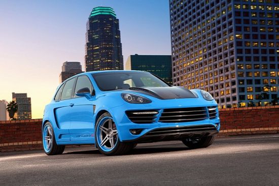 Porsche Cayenne độ màu xanh dương độc đáo