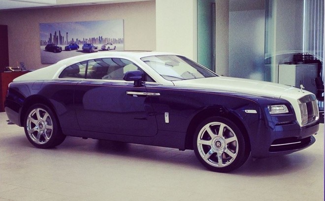 Rolls-Royce Wraith nhập khẩu chính hãng đầu tiên về Việt Nam