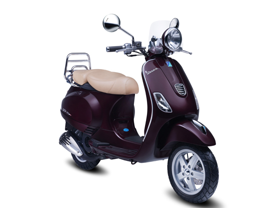 Ra mắt Vespa LXV ‘nội’ rẻ hơn xe nhập 49 triệu đồng