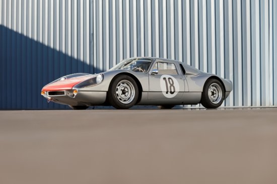Xe đua cổ Porsche Carrera GTS 904 giá triệu đô