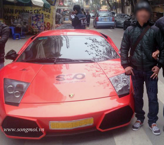 Super Car Passion 2014 che biển siêu xe khi diễu hành