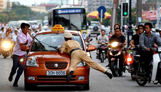 Cơ sở kinh tế của tai nạn giao thông (2)