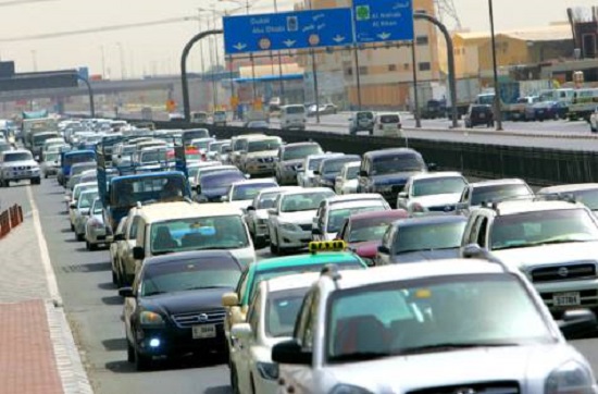Dubai giảm tắc đường bằng việc cấm người nghèo mua ôtô