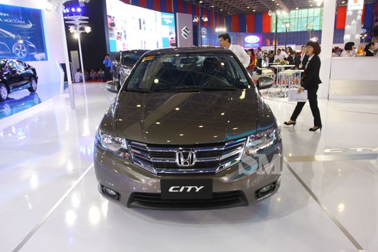 Xe sedan hạng nhỏ đua ra mắt trong tháng 6