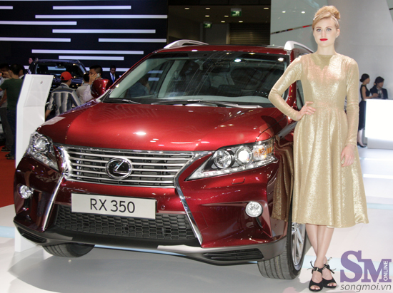 Lexus RX350 chính hãng có giá hơn 2,9 tỷ đồng