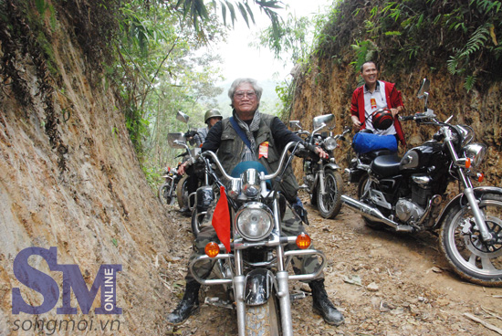 U80 chơi xe việt dã – ai bảo già có mỗi thú điền viên 