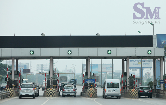 Ôtô đóng 5.400 tỷ tiền bảo trì, các trạm thu phí vẫn hiên ngang