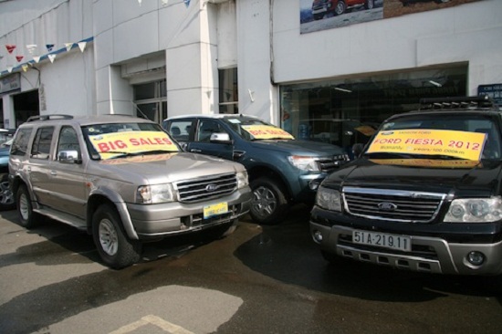 Sài Gòn: Xe cũ cũng ế 