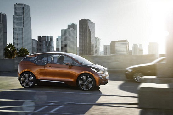 Xe sang BMW i3 chọn động cơ giá rẻ