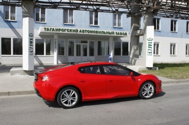 Nga ra mắt coupe thể thao 4 cửa rẻ nhất thế giới, chỉ 12000 USD