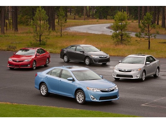 Camry và Corolla giúp Toyota bứt phá trong tháng 5