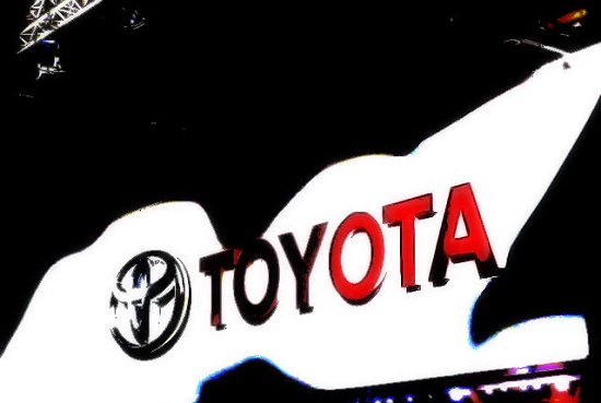 Toyota tiếp tục thu hồi gần 1,3 triệu xe
