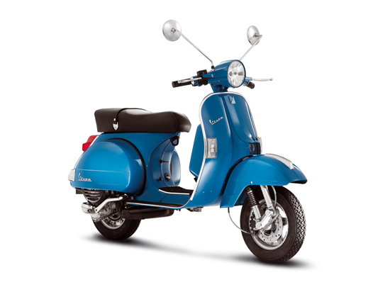 Vespa PX 125 nhập chính hãng giá 123 triệu đồng