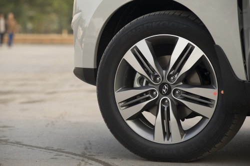 Hyundai Tucson 2014 ra mắt khách Việt với giá từ 935 triệu đồng 5 Hyundai Tucson 2014 ra mắt khách Việt với giá từ 935 triệu đồng 5