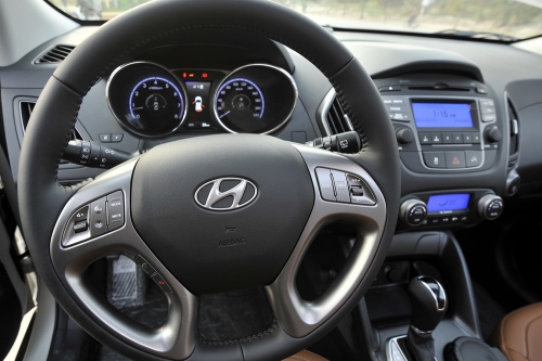 Hyundai Tucson 2014 ra mắt khách Việt với giá từ 935 triệu đồng 7 Hyundai Tucson 2014 ra mắt khách Việt với giá từ 935 triệu đồng 7