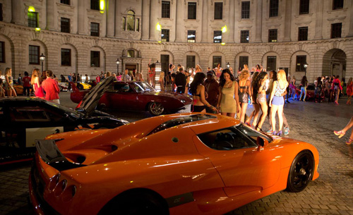 Đằng sau màn đua xe ô tô trong Fast & Furious 6 (2) ảnh 10