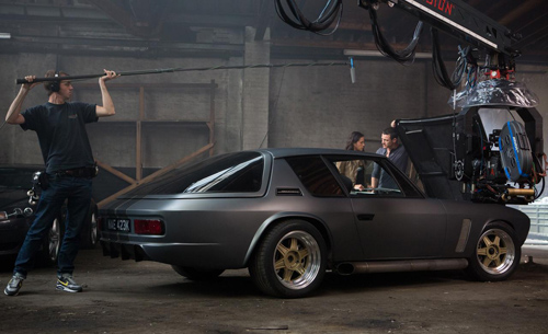 Đằng sau màn đua xe ô tô trong Fast & Furious 6 (2) ảnh 7