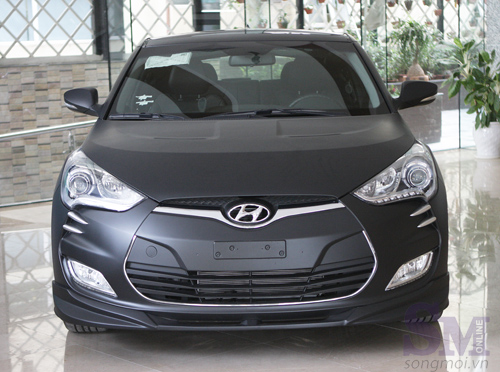 Hyundai Veloster phong cách “Người Dơi” tại Hà Nội