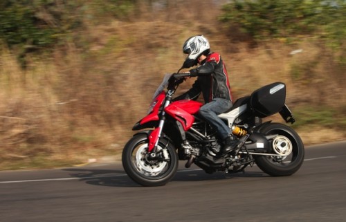 xe mô tô Ducati Hyperstrada 7