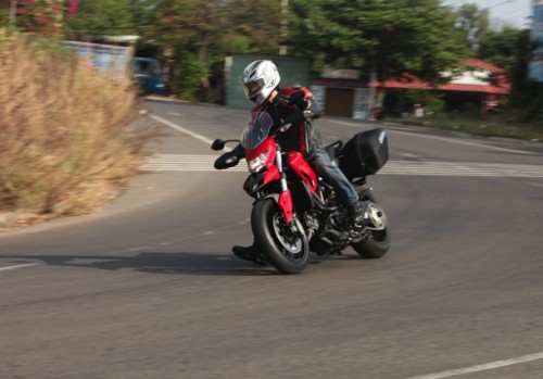 xe mô tô Ducati Hyperstrada 8