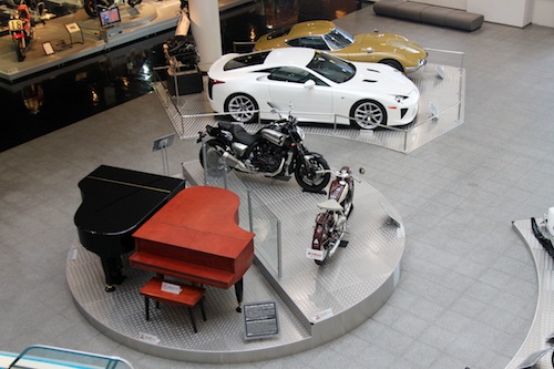 thăm quan bảo tàng xe yamaha_ảnh1