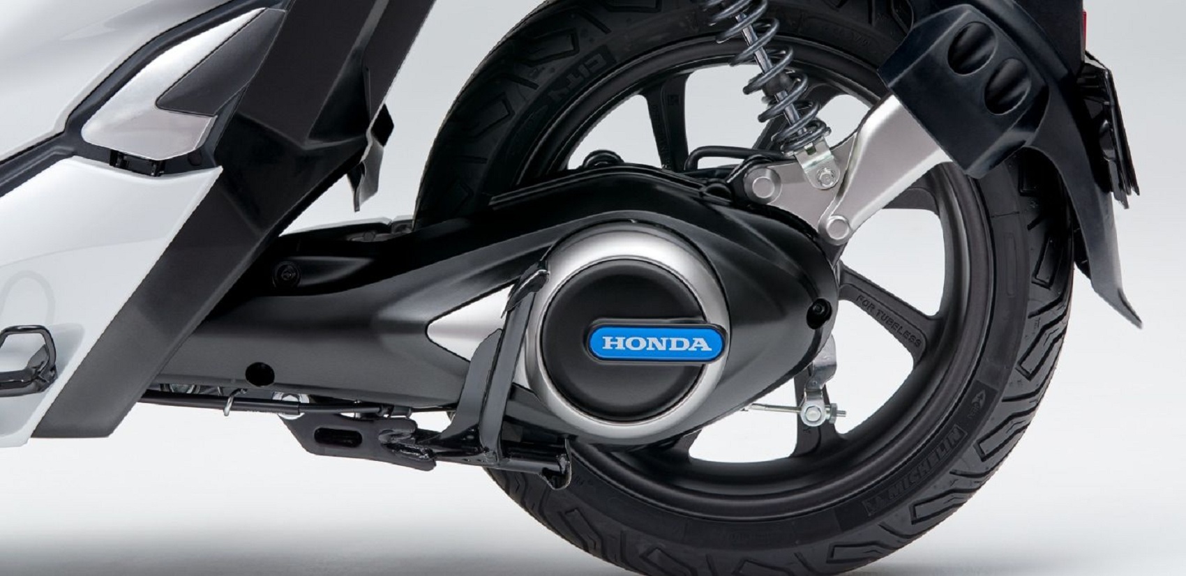 Honda ra mắt hơn 10 mẫu xe máy điện mới đến năm 2025