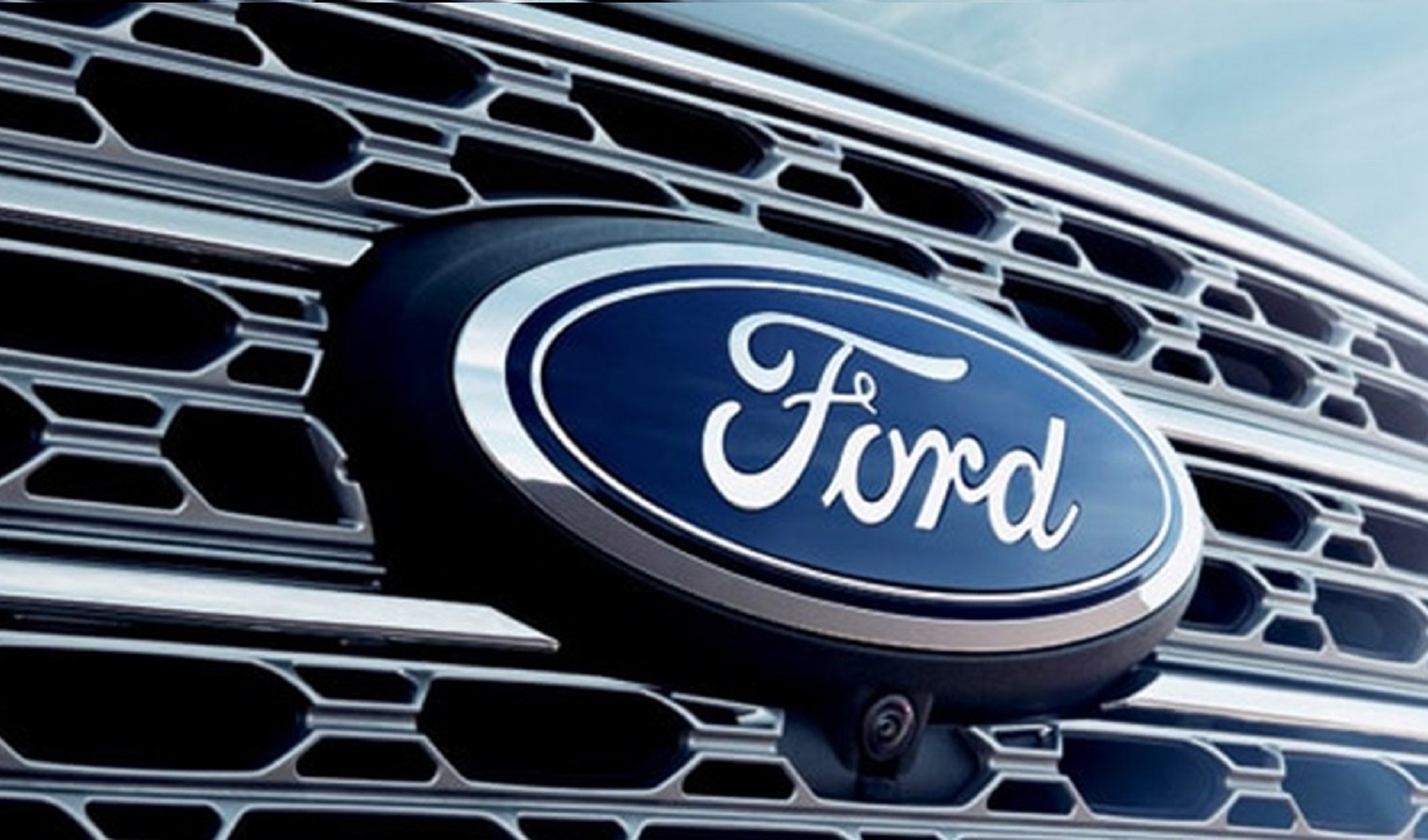 Ford dừng giao xe vì lý do lãng xẹt